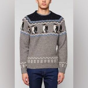 Urban Outfitters Character‎ Hero Penguin Sweater Small